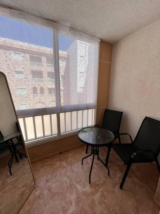 Cozy Apartment 5 Mins To Beach Τορεβιέχα Εξωτερικό φωτογραφία